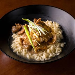 BC10 Satay Beef Instant Noodle in Soup (Garlic Butter Toast + Scramble Egg)