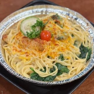 LC06 Baked Cheese Swan Filet and Spinach Spaghetti