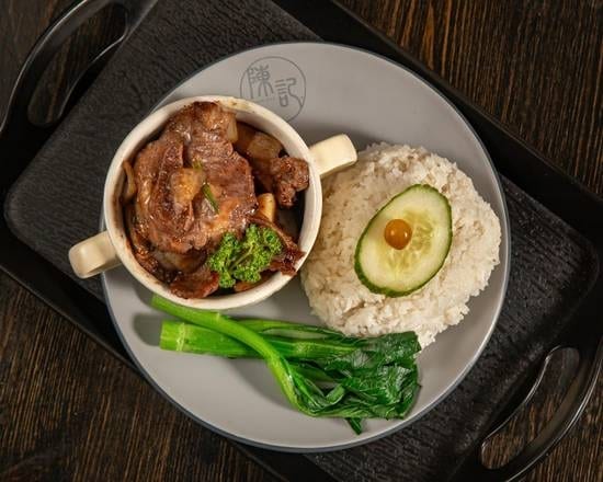 LC03 Braised Korean Beef Ribs over Rice.