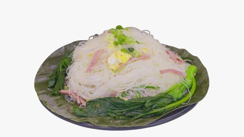 Stir Fried Vermicelli with Veggie of the Day & Egg.